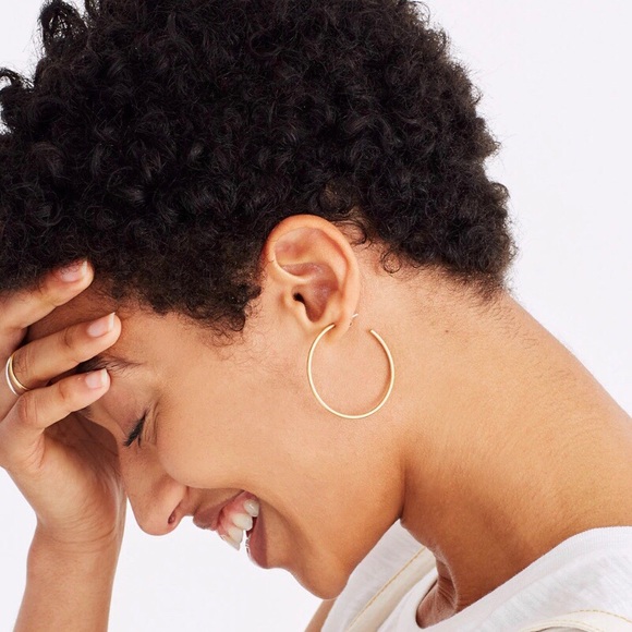 NWOT Madewell Medium Hoop Earrings Silver Posts - Picture 2 of 7